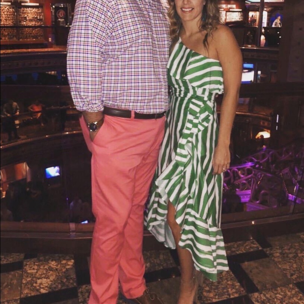 Perfect beach resort wear dress! Worn ONCE